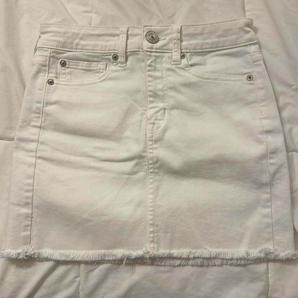 American Eagle White Denim Skirt Size 0 Regular